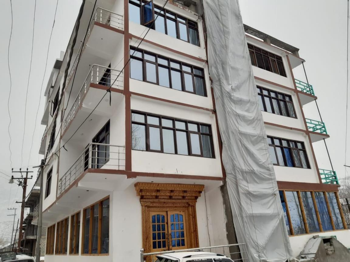 Hotel D Indian Kargil Kültér fotó