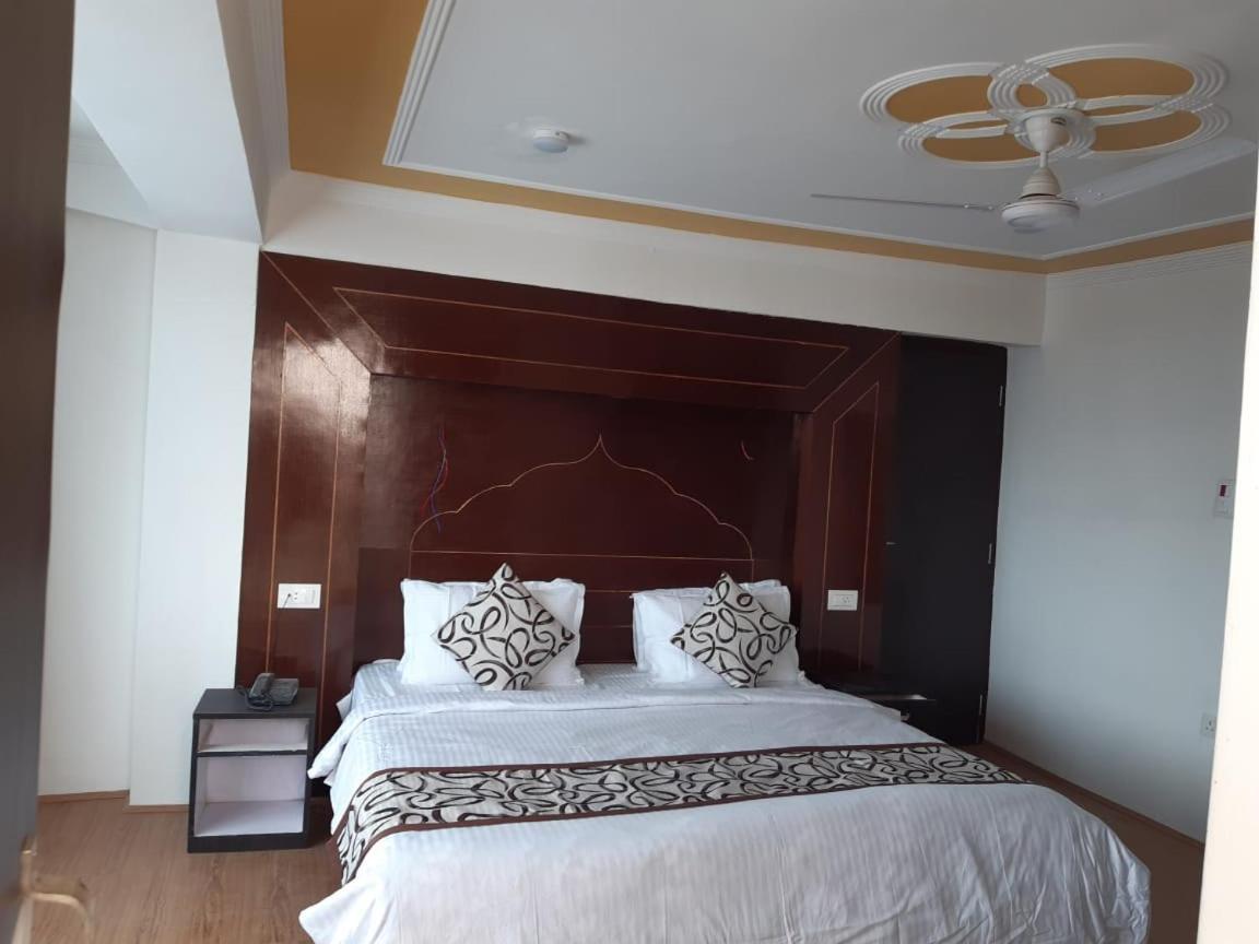 Hotel D Indian Kargil Kültér fotó