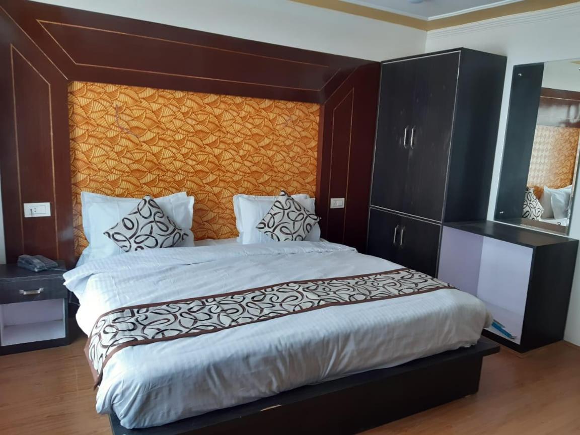 Hotel D Indian Kargil Kültér fotó