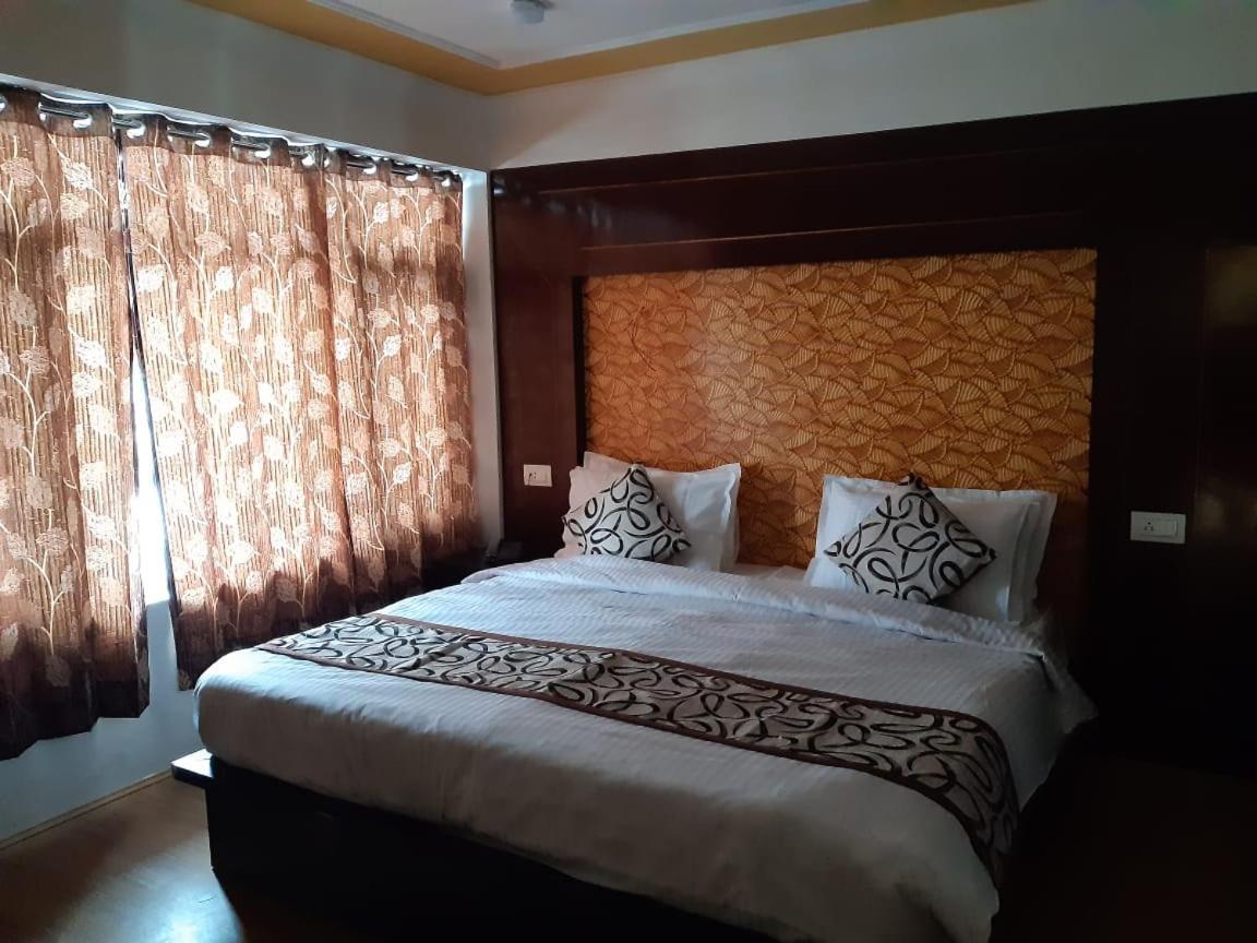 Hotel D Indian Kargil Kültér fotó